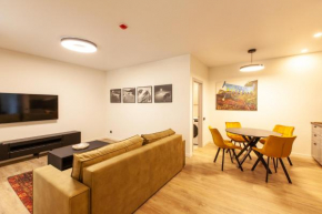 Cozy apartment in the old town of Klaipėda on the first floor with free parking, Klaipeda